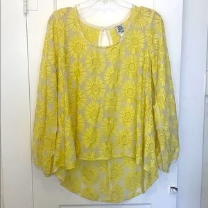 Beautiful Ivy Jane Daisy Top